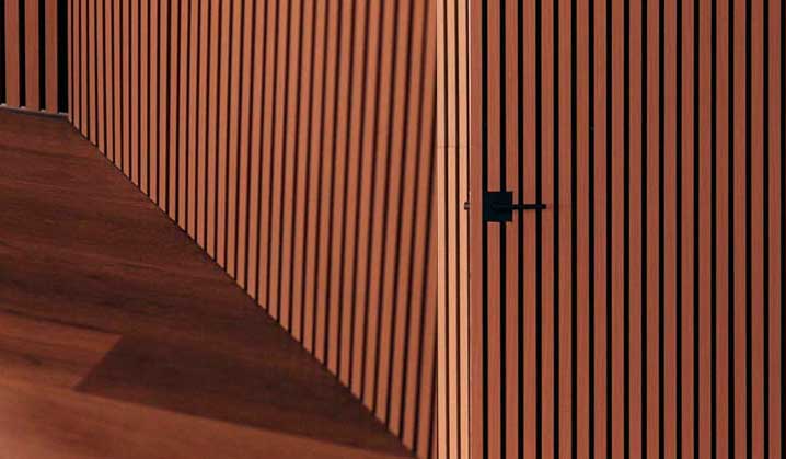 Как установить скрытую дверь