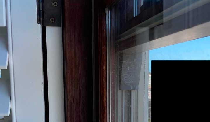 Провисла створка окна: ремонт